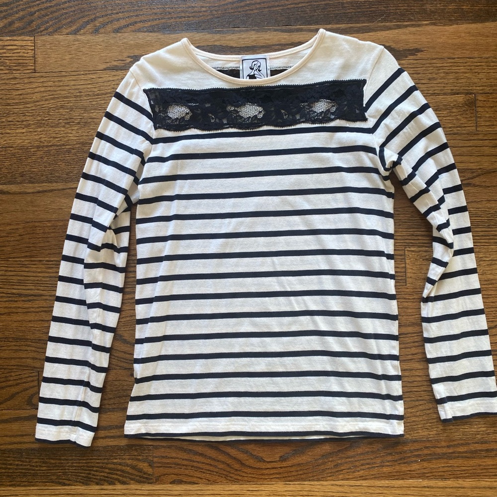 Striped long sleeve tee with pretty accents